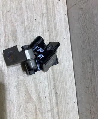 BMW 1 F70 Rear door hinge set 5A1FCB2