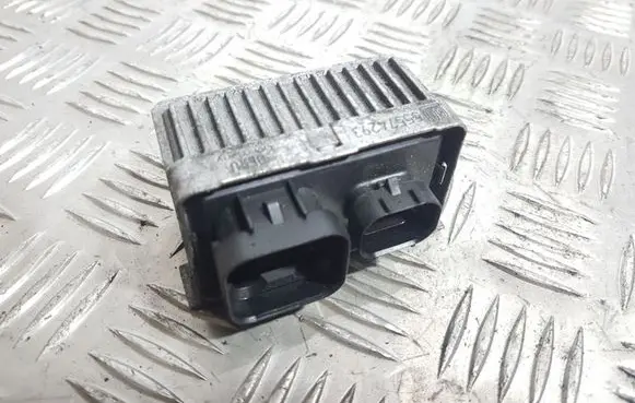 Opel Insignia A Glow plug pre-heat relay 55574293 0522122601