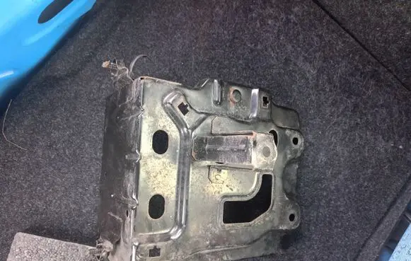 Fiat Panda II Battery tray 