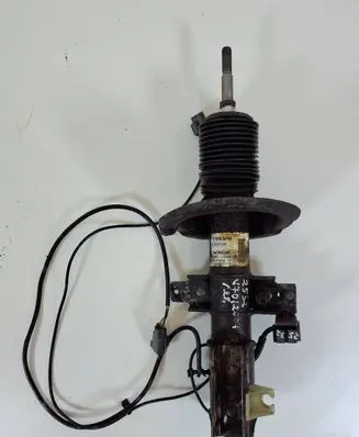 Volvo V70 Front shock absorber/damper 30683705 05010829 P91E10012
