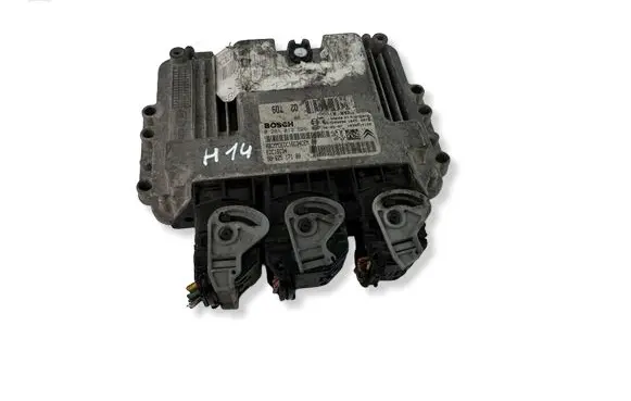 Peugeot 307 Engine control unit/module 9662517180 0281012526 9657099480