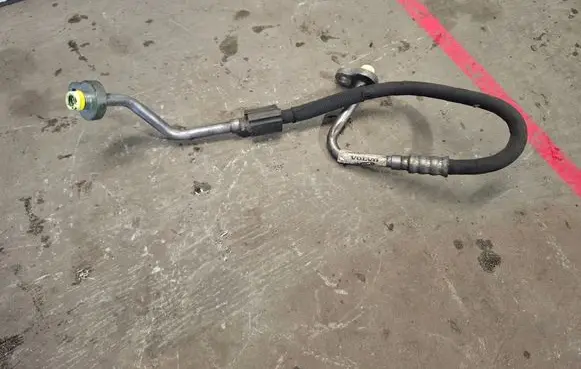 Volvo V60 Air conditioning (A/C) pipe/hose 31315122