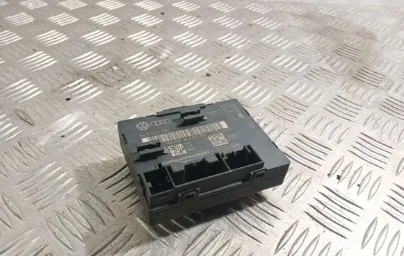 Audi A4 S4 B8 8K Door control unit/module 8K0959794