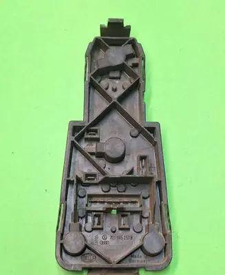 Volkswagen PASSAT Tail light bulb cover holder 321945257
