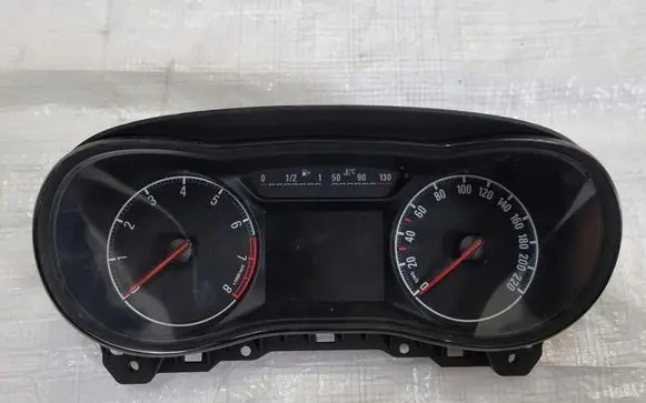Opel Corsa E Speedometer (instrument cluster) 13499775