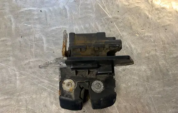Fiat Croma Tailgate/trunk/boot lock/catch/latch