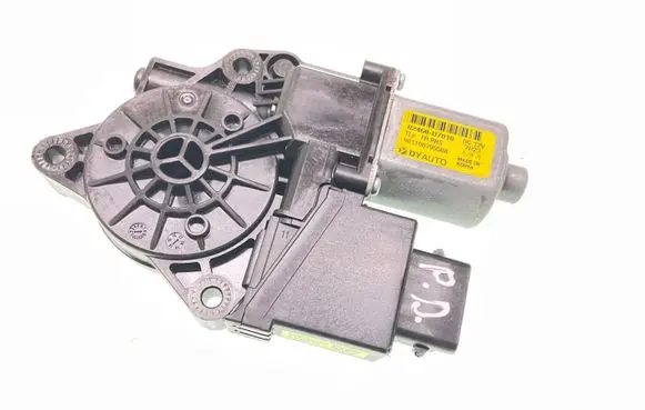 Hyundai Tucson TL Front door window regulator motor 82460D7010
