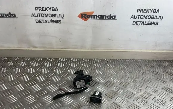 Volvo V40 Ignition lock 31394114 AH4N15607