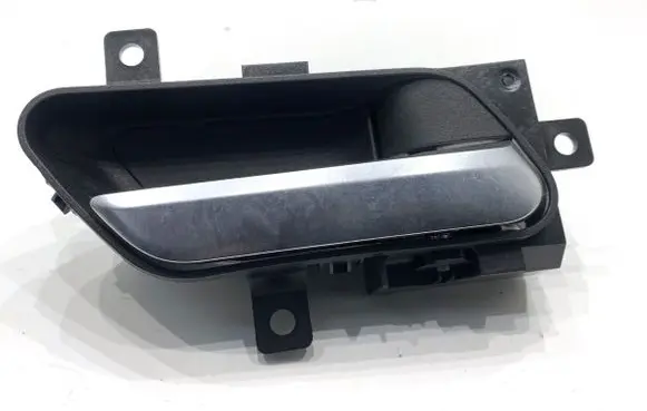 Nissan Qashqai J12 Front door exterior handle 806706UA0A