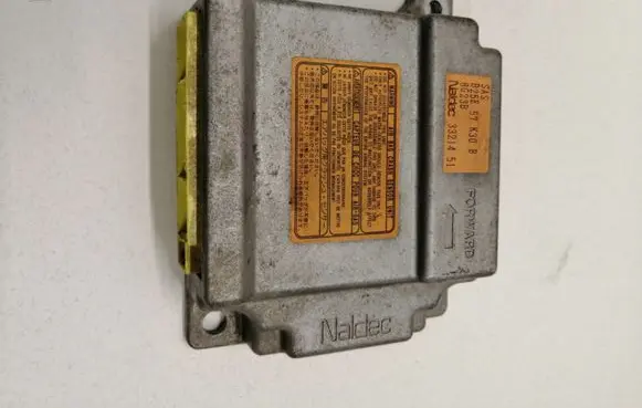 Mazda 323 F Airbag control unit/module 3321451 B25E57K30B 8G23B
