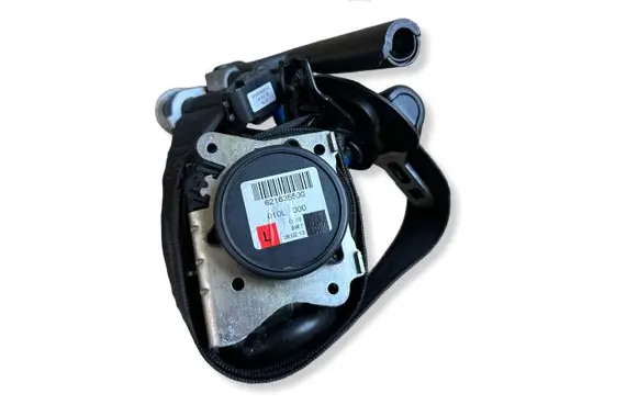 Land Rover Range Rover L405 Front seatbelt 010L000
