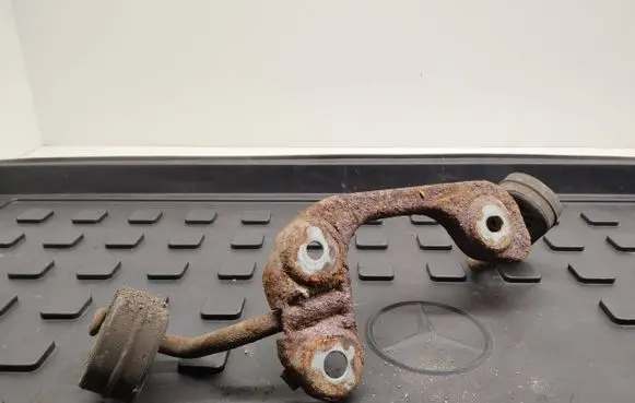 Muffler mount bracket/holder