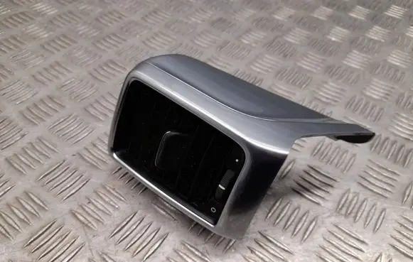 Porsche Panamera (970) Rear air vent grill 970553171