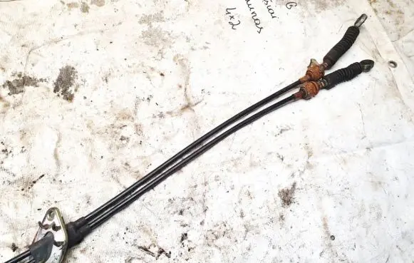 Gear shift cable linkage