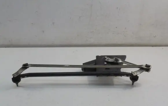 Front wiper linkage