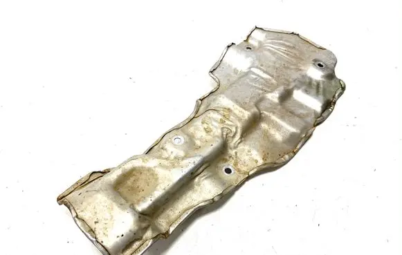 Volvo XC90 Heat shield in engine bay 31492192 R14MA