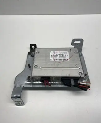 Mercedes-Benz R W251 Bluetooth control unit module A2118705526 UH06MM01CB DM70848283