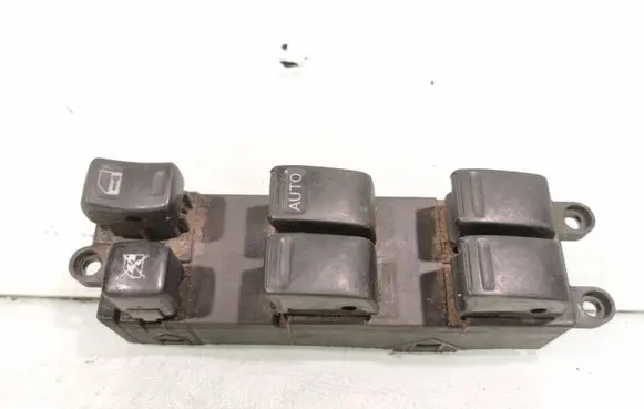 Nissan X-Trail T30 Electric window control switch