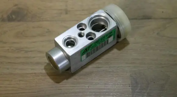 Seat Alhambra (Mk1) Air conditioning (A/C) expansion valve 