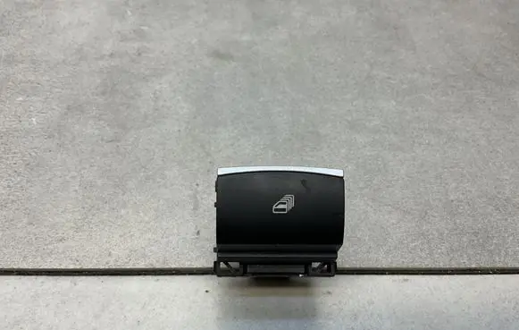 Volkswagen Eos Electric window control switch 1Q0959873D