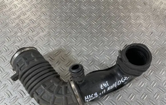 Ford Transit Turbo air intake inlet pipe/hose BK319C623BD