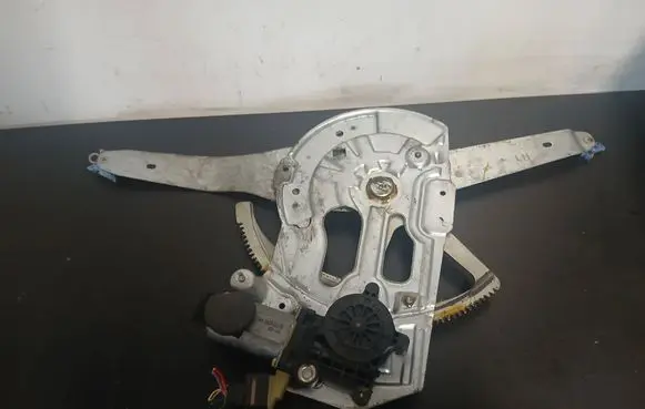 Volvo XC90 Front door window regulator with motor 8626320