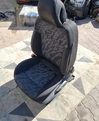 Peugeot 3008 I Front driver seat LEWY
