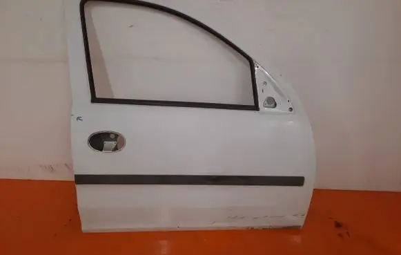 Opel Combo C Front door
