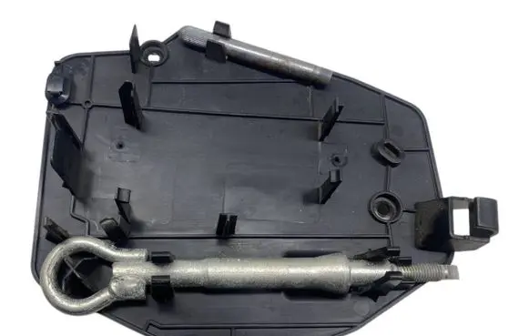 Peugeot 308 SW Tool set 9681850580