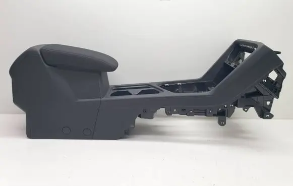 Volkswagen Tiguan Center console 5NB863241G