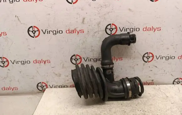 Volvo C30 Air intake hose/pipe 72100865