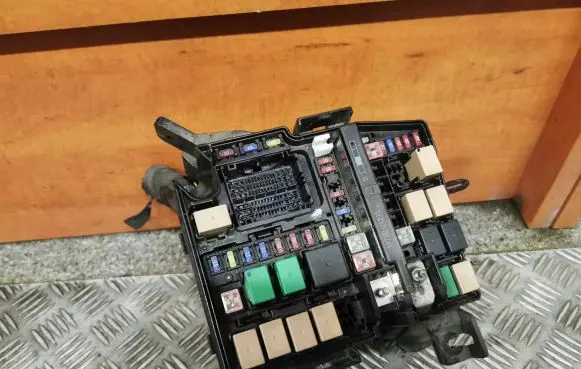 KIA Optima Fuse box set 912952T770