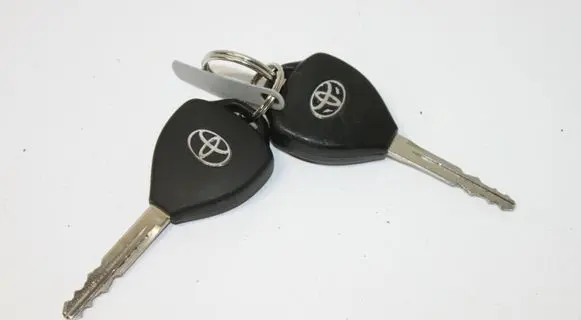 Toyota Auris 150 Ignition key/card 