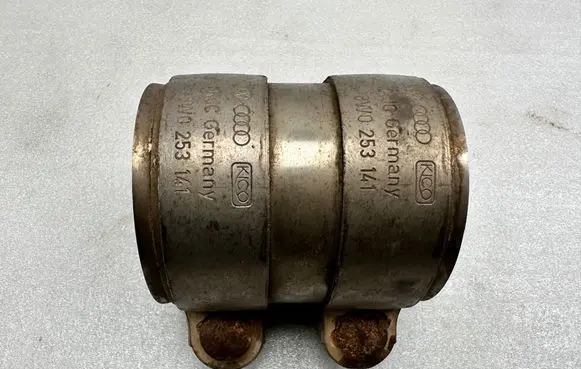 Audi A5 Muffler pipe connector clamp 8W0253141