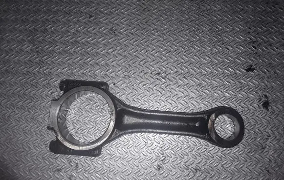 Volkswagen Touareg I Connecting rod/conrod T90V400 038J