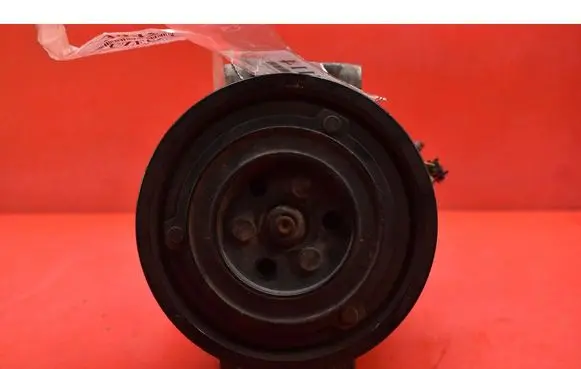 Volvo S80 Air conditioning (A/C) compressor (pump) 31332528