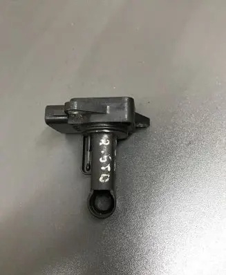 Mitsubishi L200 Mass air flow meter