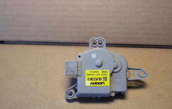 KIA Sportage Air flap motor/actuator EA1F1DN8AB02 QLVCC0812