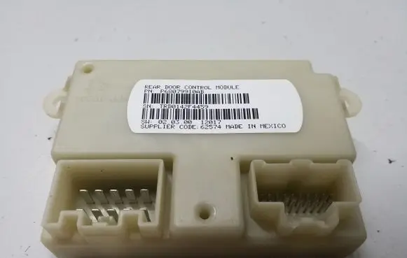 Chrysler Town u0026 Country V Sliding door control unit/module P68079910AB