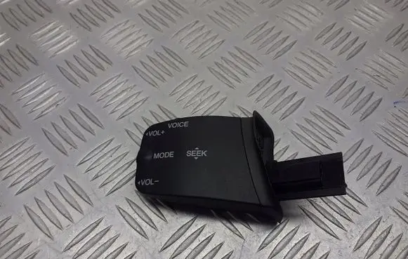 Ford Focus Multifunctional control switch/knob 758709