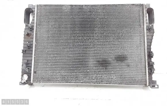 Mercedes-Benz E C207 W207 Coolant radiator A2115000202