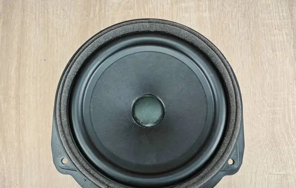 Audi Q3 F3 Rear door speaker 83A035411A