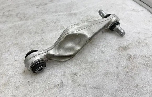 Tesla Model S Rear control arm 142042800B 000389 ACP2410