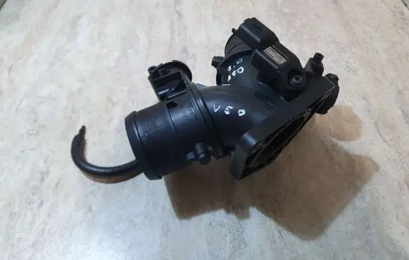 Volvo V50 Throttle valve 9657522680