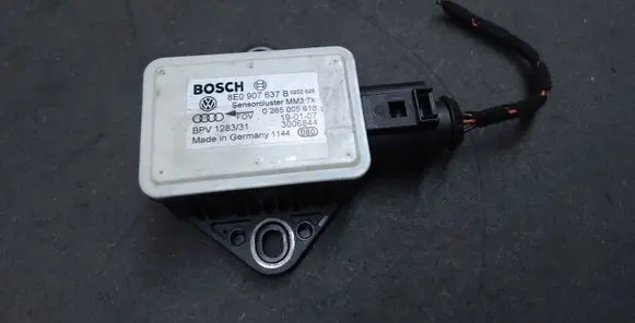 Audi A6 S6 C6 4F ESP acceleration yaw rate sensor 8E0907637B