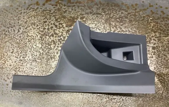 Chevrolet Bolt Rear sill trim cover T11029 F11029 42543710