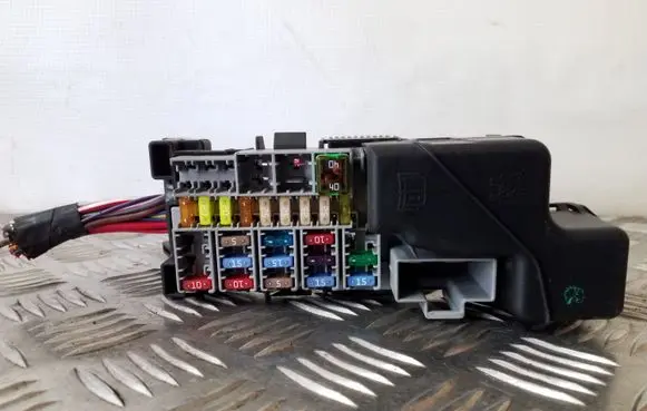 Volvo XC60 Fuse module DPN13736998HWB