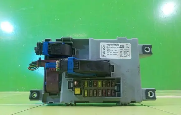 Ford Ka Fuse box set 00518004640 BEZPIECZNIKOW