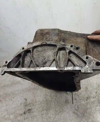 Oil sump