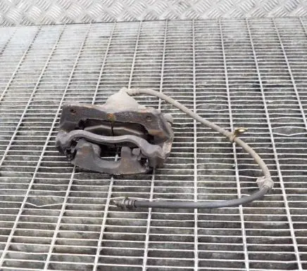 Toyota Verso-S Front brake caliper